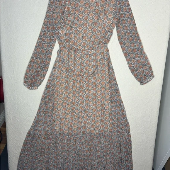 Aakaa women’s medium dress - Picture 5 of 6